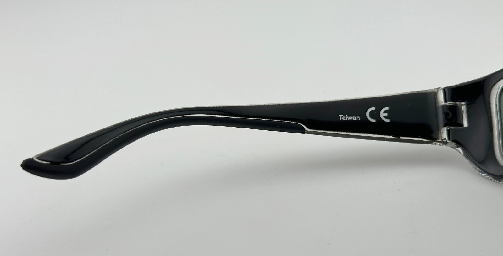 Flying Fisherman 7719GS Buchanan Crystal Gunmetal Smoke Polarized Sunglasses