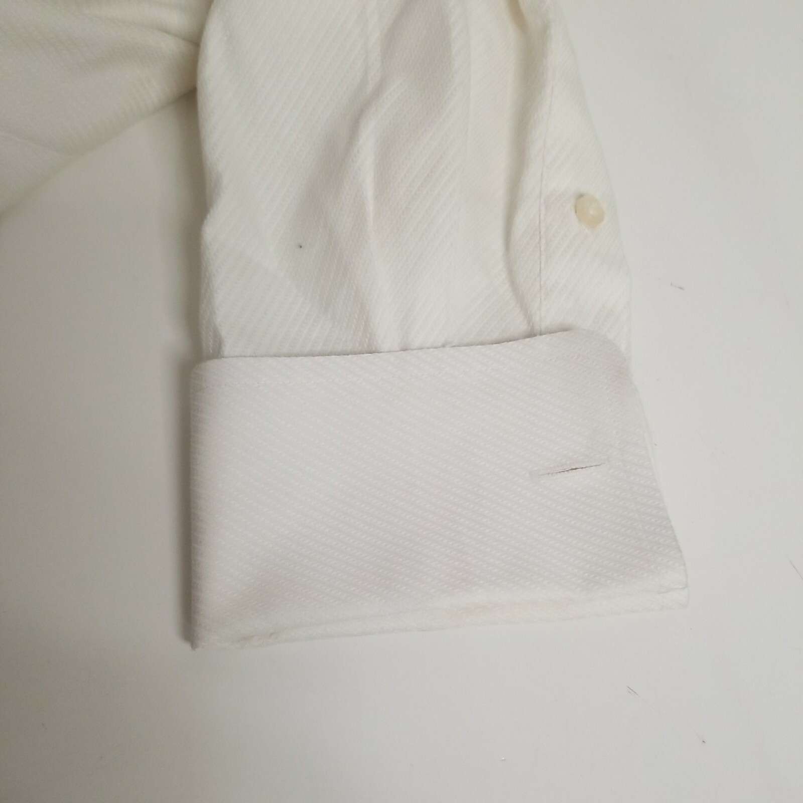 Harold Powell Nanotex Fabric White Button Long Sleeve Shirt Men’s Size 16 32/33