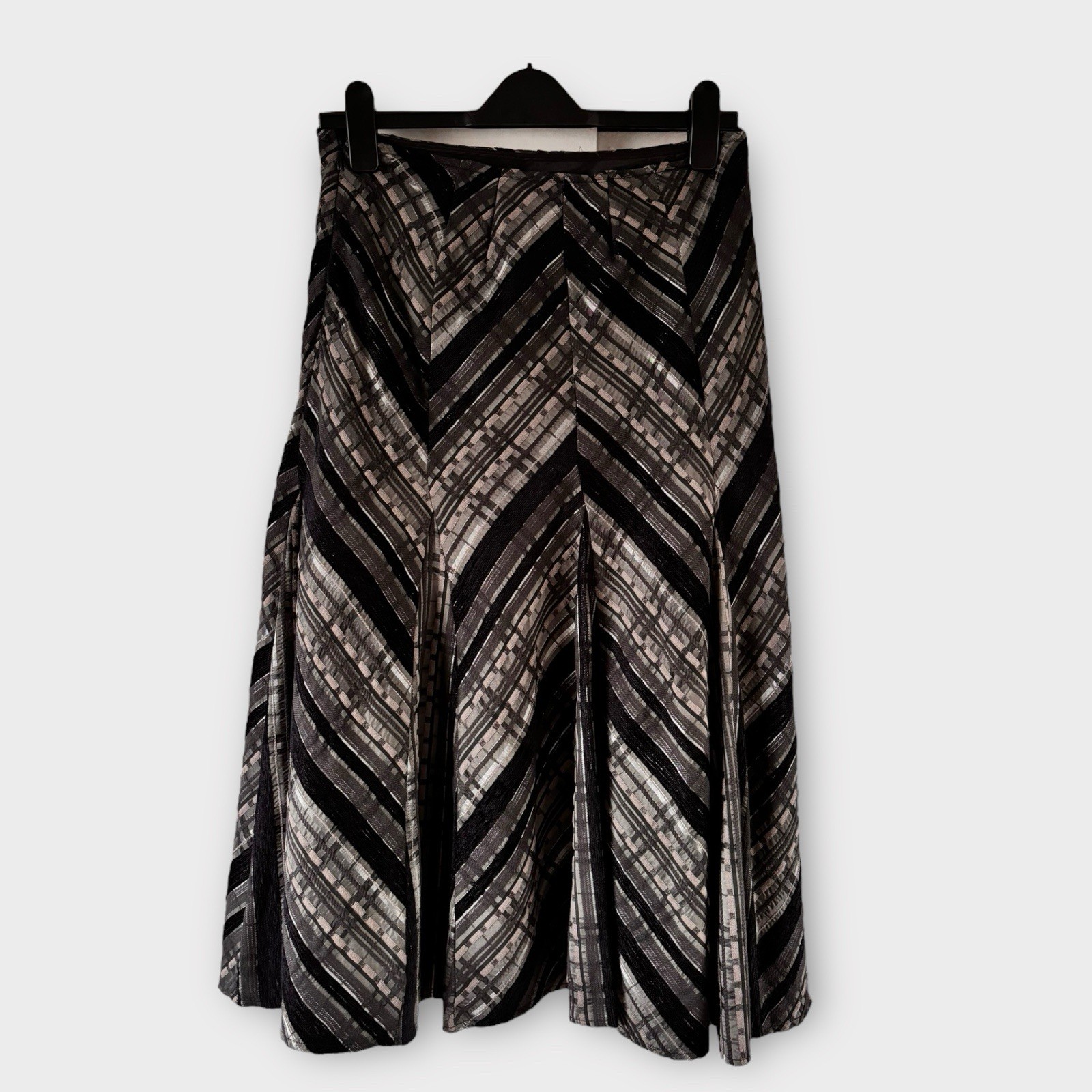 Marks & Spencer Vintage Y2K Skirt Fit 12 W30 Striped Grey Midi Whimsy Gothic
