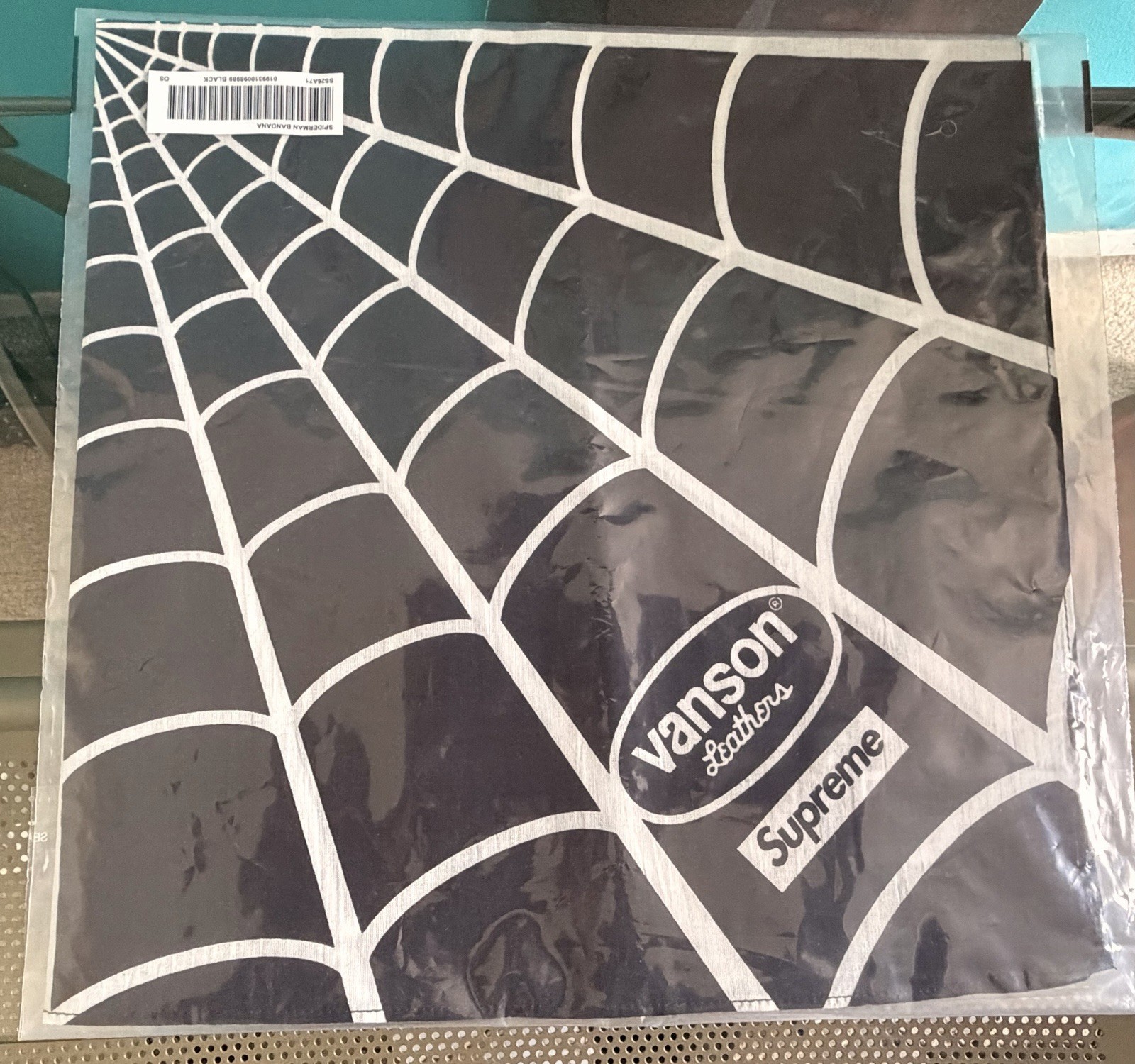 Supreme x Vanson Spider-Man Spiderweb Bandana Kerchief Black/White OS Cotton