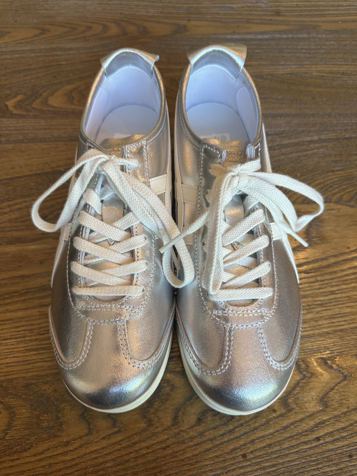 Onitsuka Tiger Mexico 66 PF Metallic Silver/Cream Lace-Up Sneakers