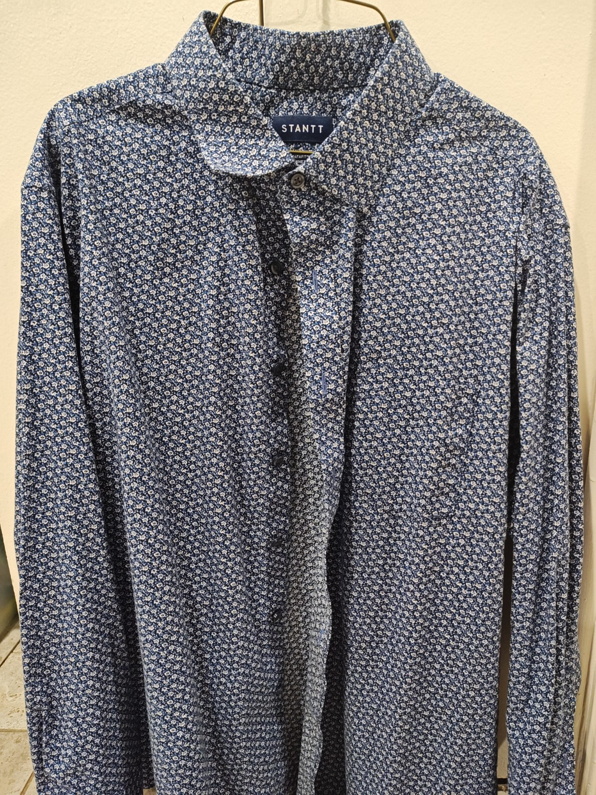 stantt long sleeve button up shirt Blue Floral