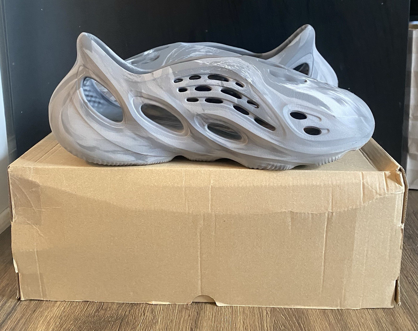 Yeezy Foam RNR MX Granite Size 13