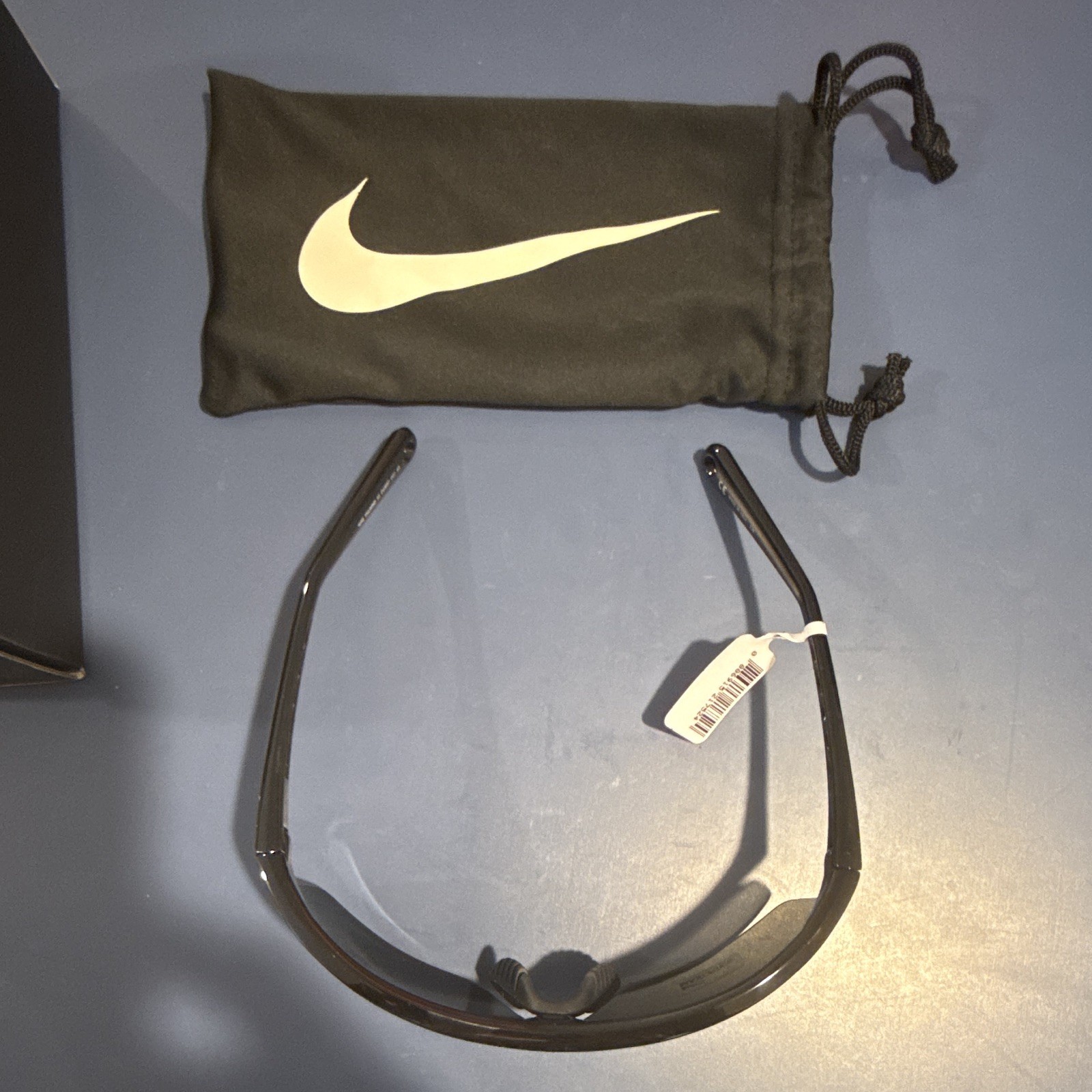 [EV0657-007] Mens Nike Tailwind 12 Sunglasses