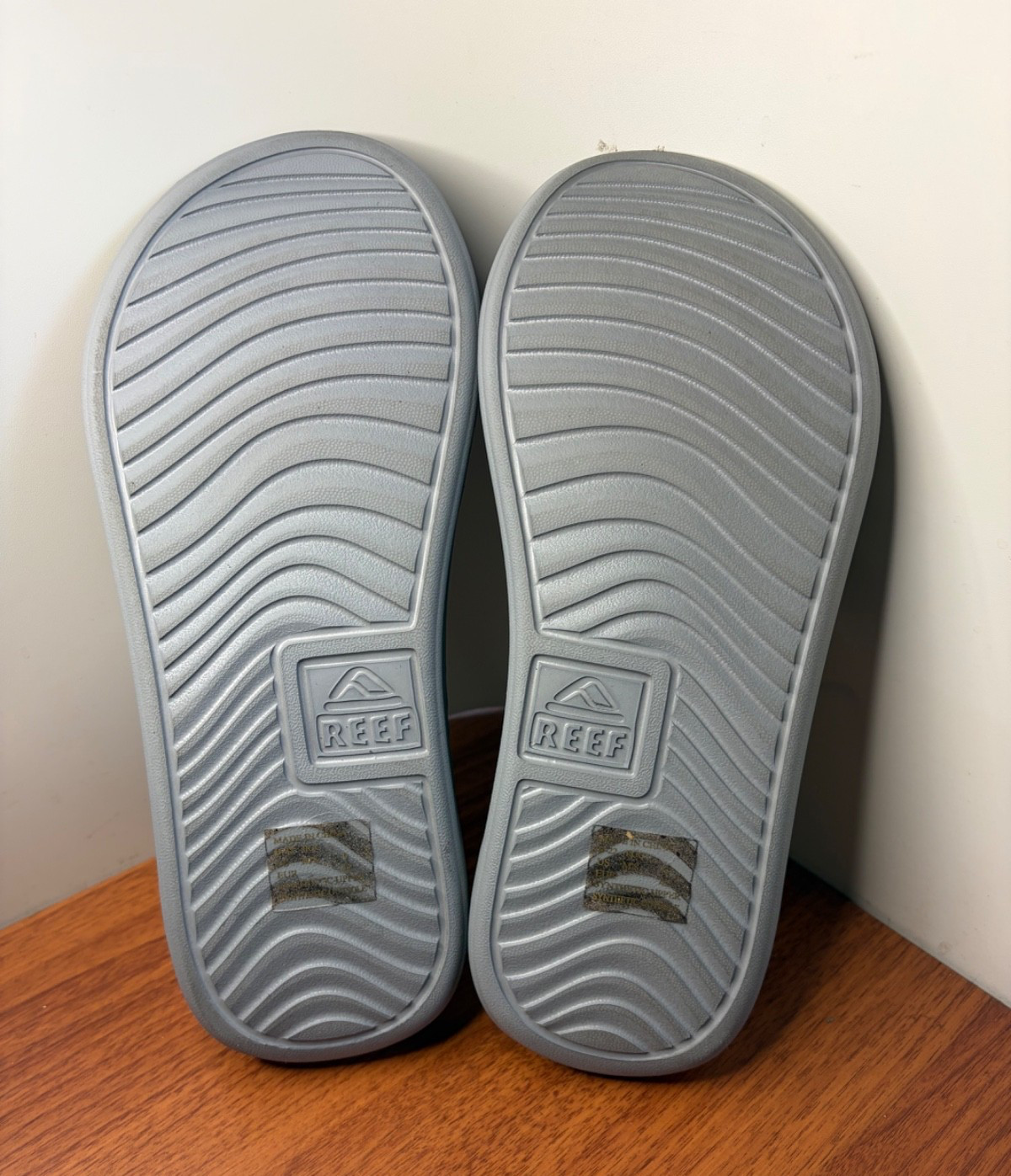 Reef One Fanning Men’s Flip-Flop Sandals Size 9 Black/Grey