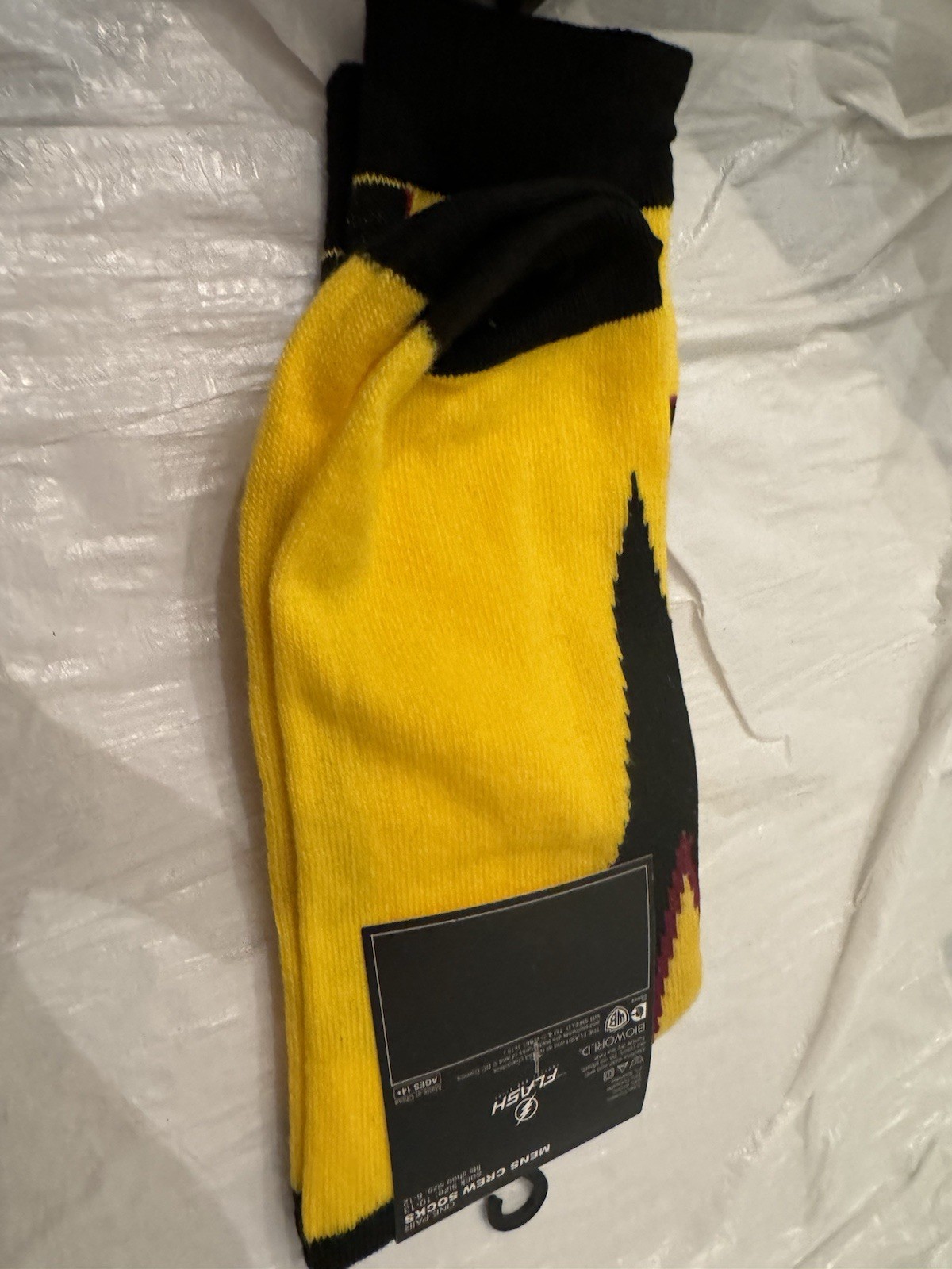TheFlash MensCrewSocks Yellow Lightning DCComics Bioworld NWTSize10-13 Lootcrate