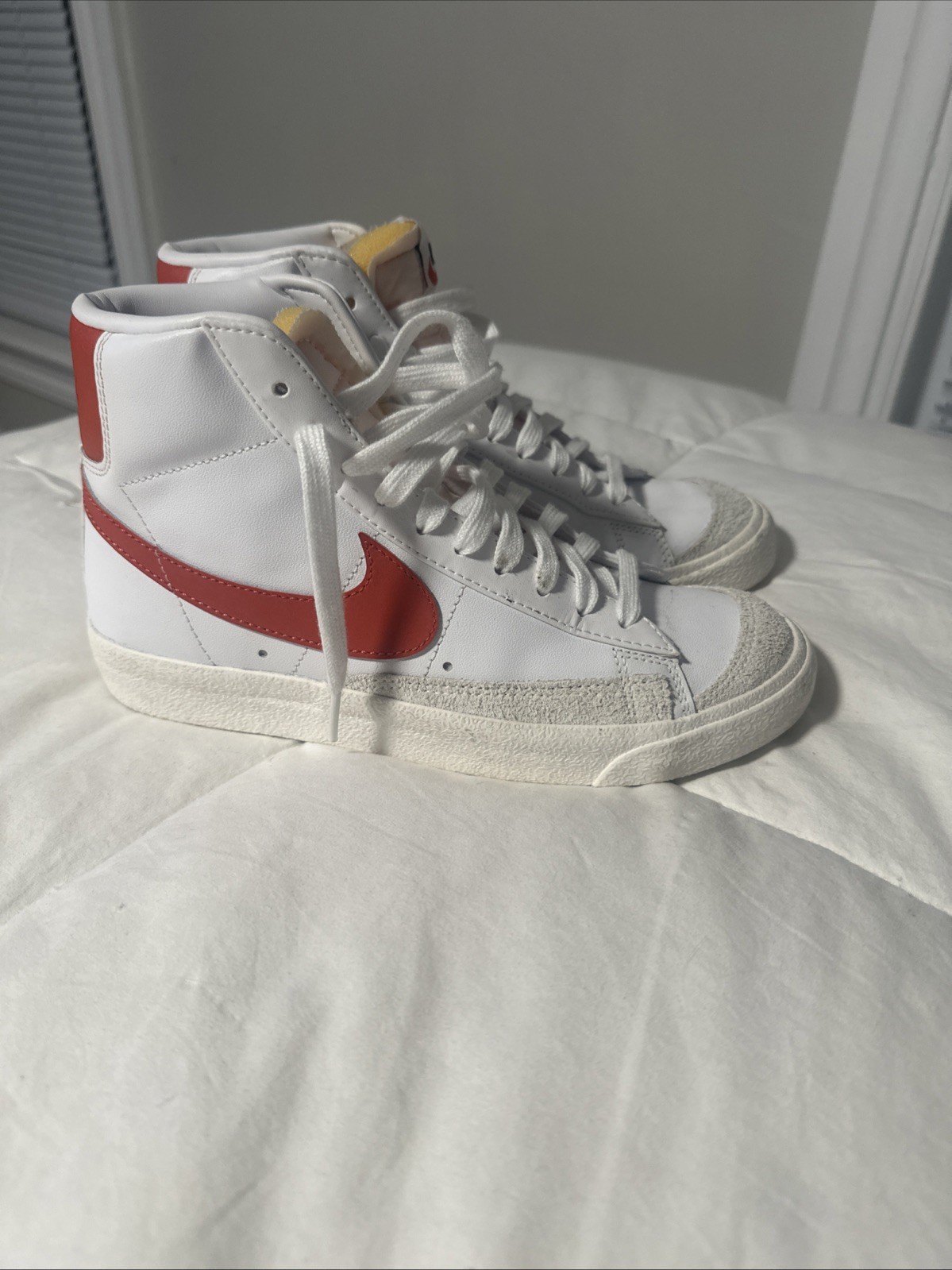 Nike Blazer Mid 77 Athletic, Vintage, White And Red. Size : US 6.5