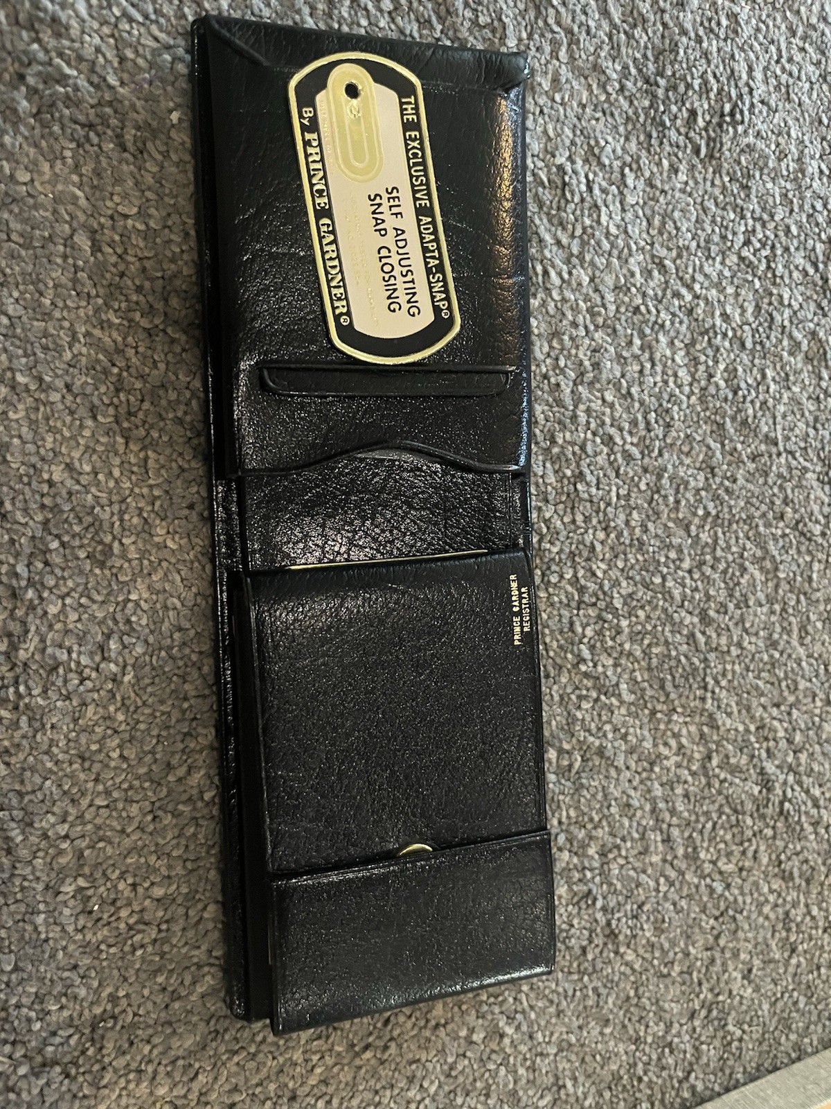 Vintage PRINCE GARDNER Black Leather Bi-Fold Wallet – Never Used In Original Box