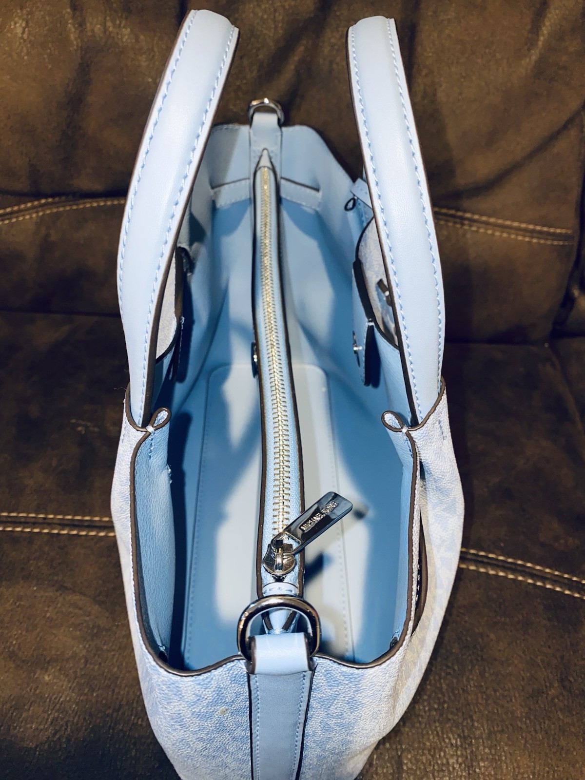 AUTHENTIC Michael Kors Light Blue Satchel Handle w/Detachable Strap & Coin Purse