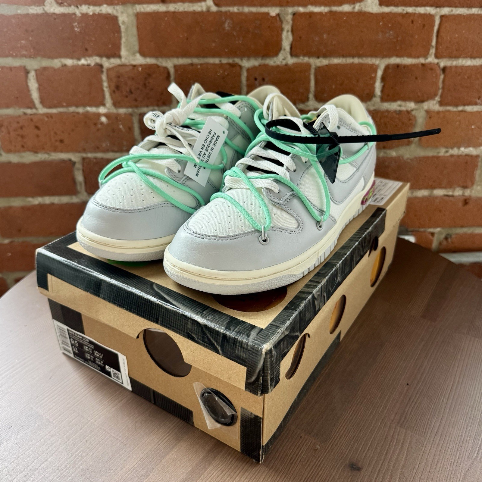 Nike Dunk Low Off-White Lot 16 White Gray Mint Green Men’s Athletic Sneaker 2021