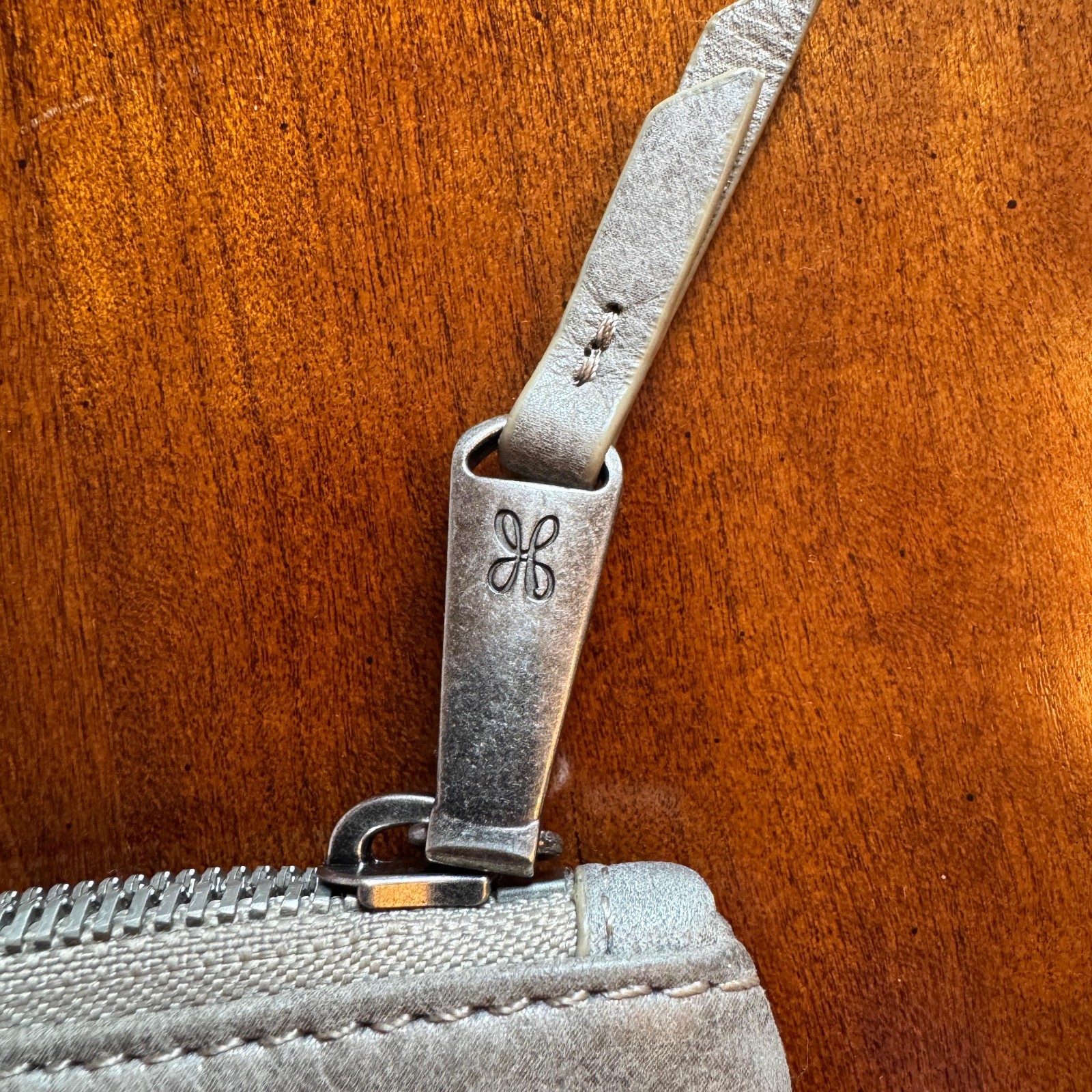 Hobo International Sable Gray Leather Wristlet Clutch Circular Handle Zip Wallet