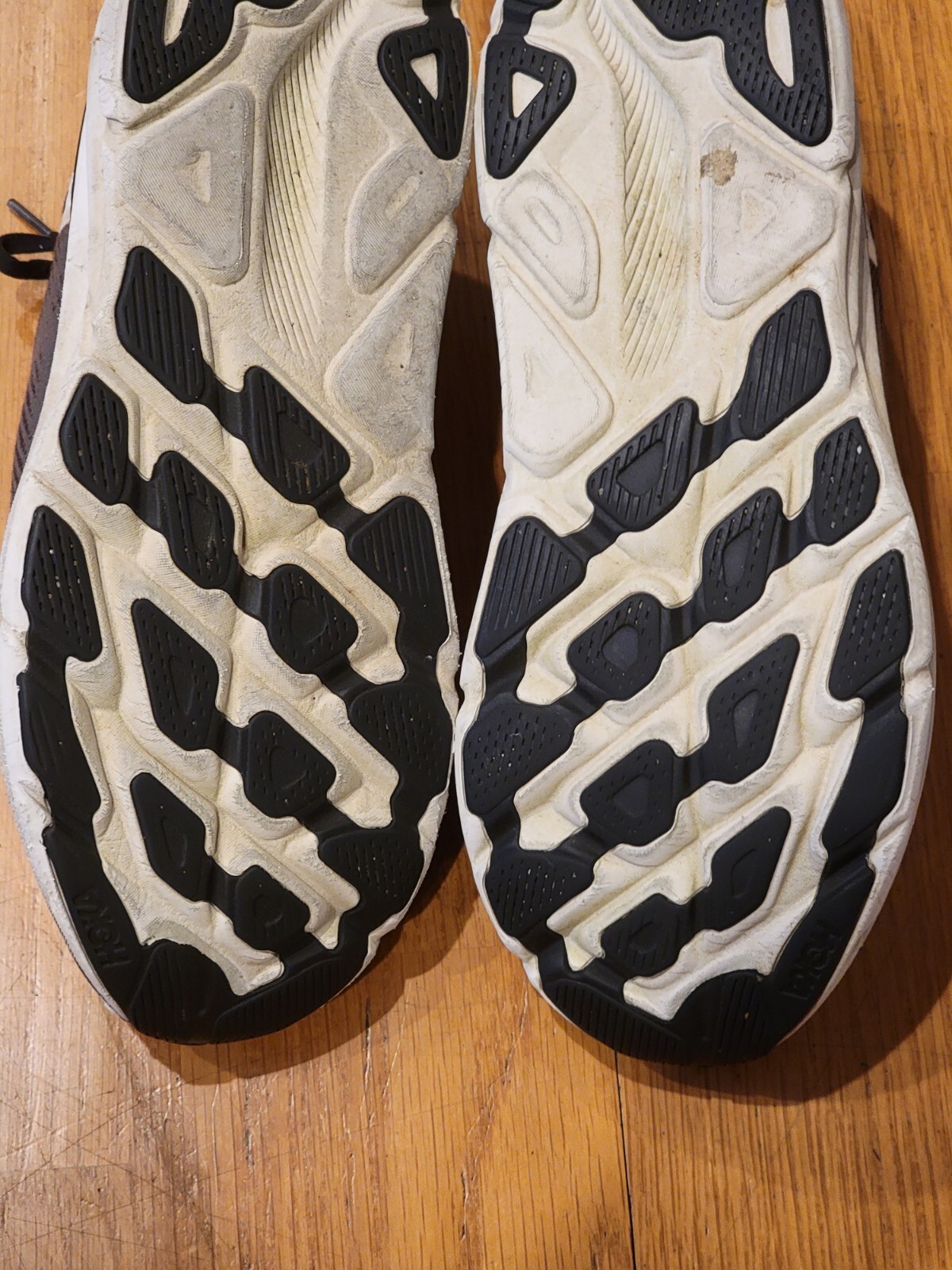 Hoka One One Mens Clifton 9 1127895 Black White Running Shoes Sz 12.5 No Insoles