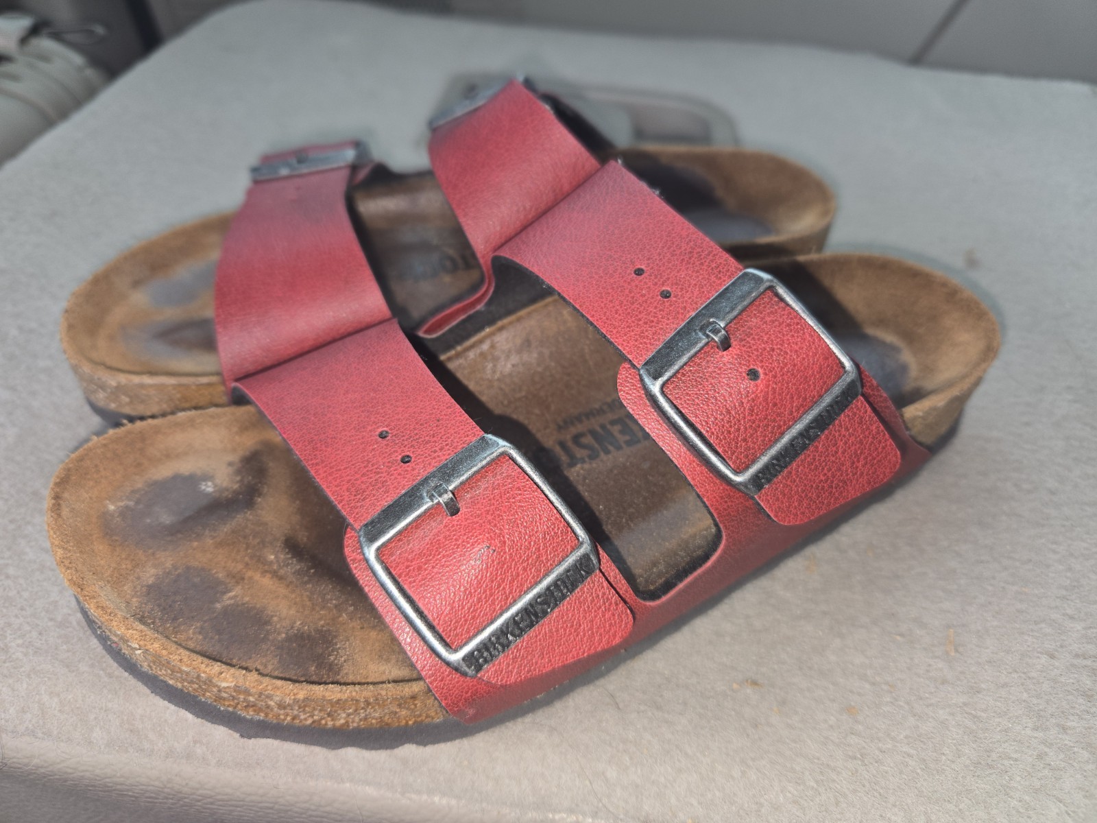 Birkenstock Arizona Habana Oiled Women’s Sandals Size 38 Burgundy US Size 7.5 8