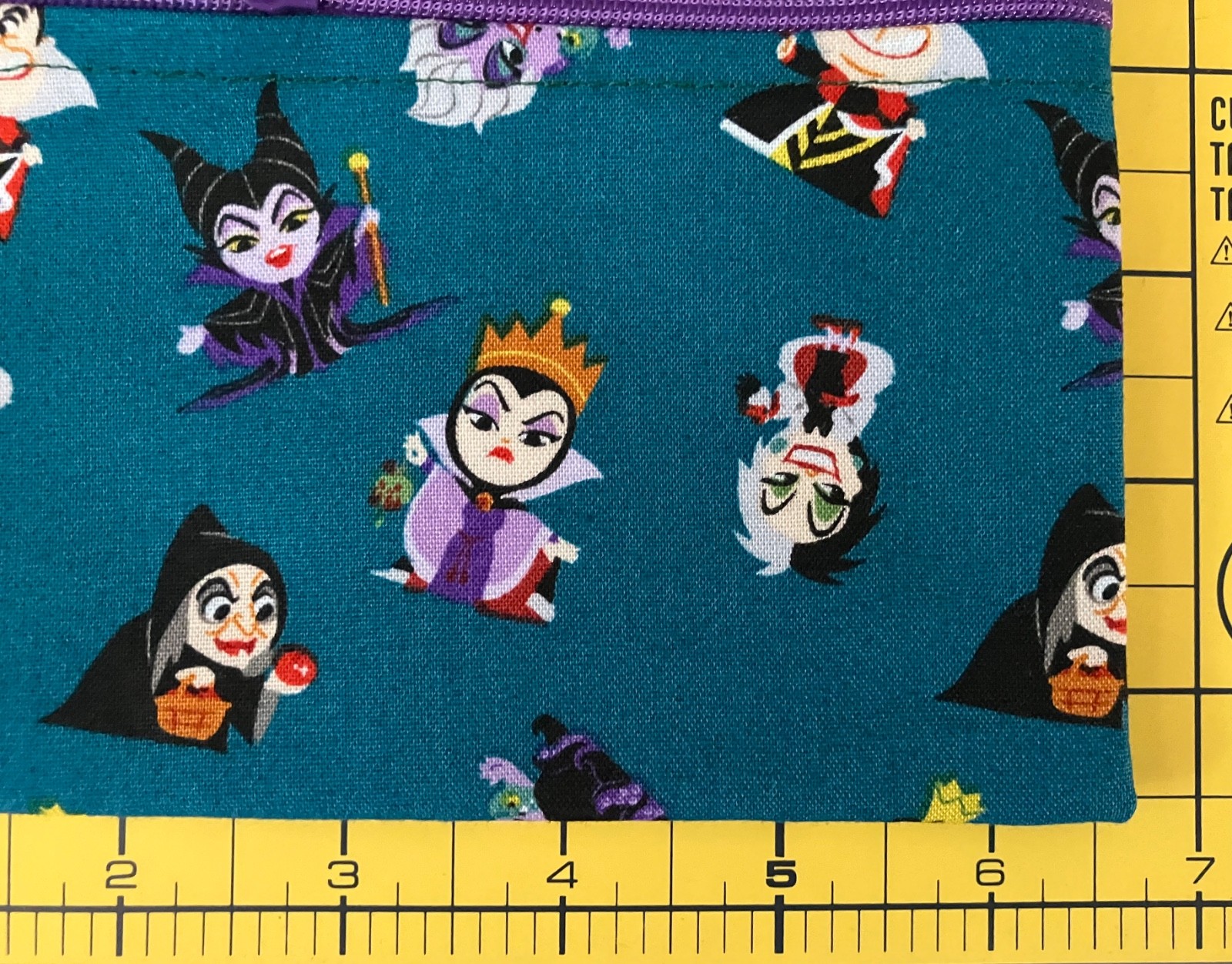 Disney villains small zippered bag