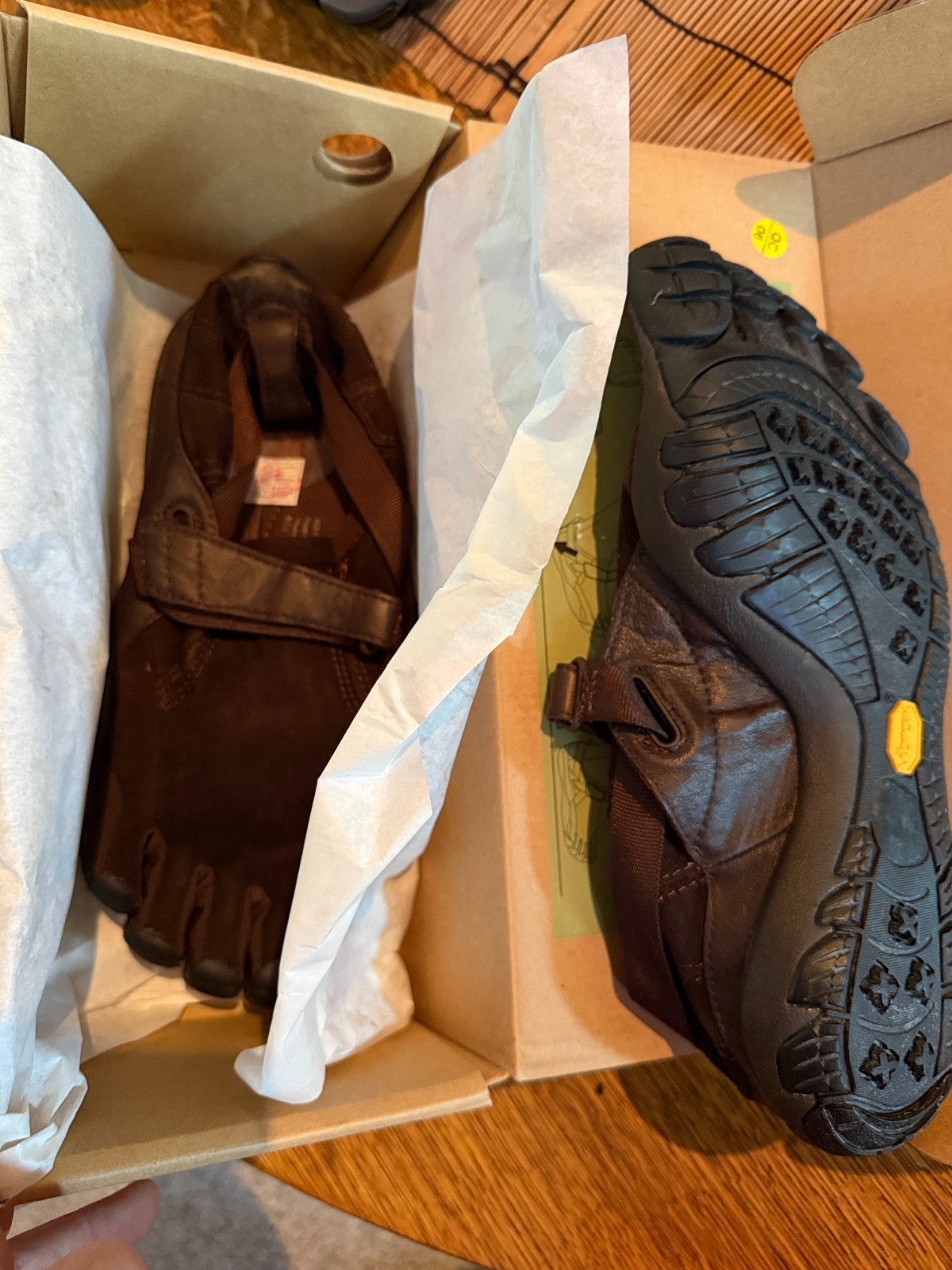 Vibram Fivefingers KSO Trek, Brown, size 42