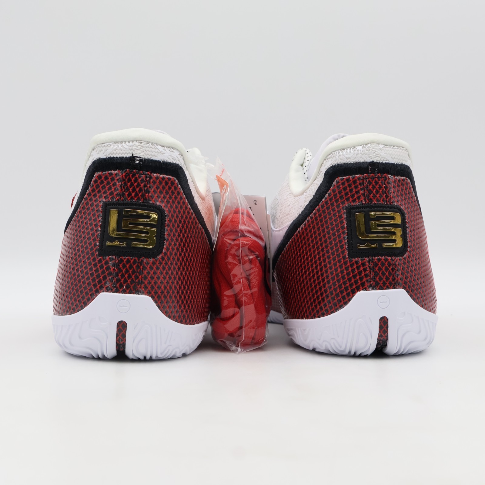 IB9563-100 Nike LeBron 23 EP Grand Opening (Men’s)