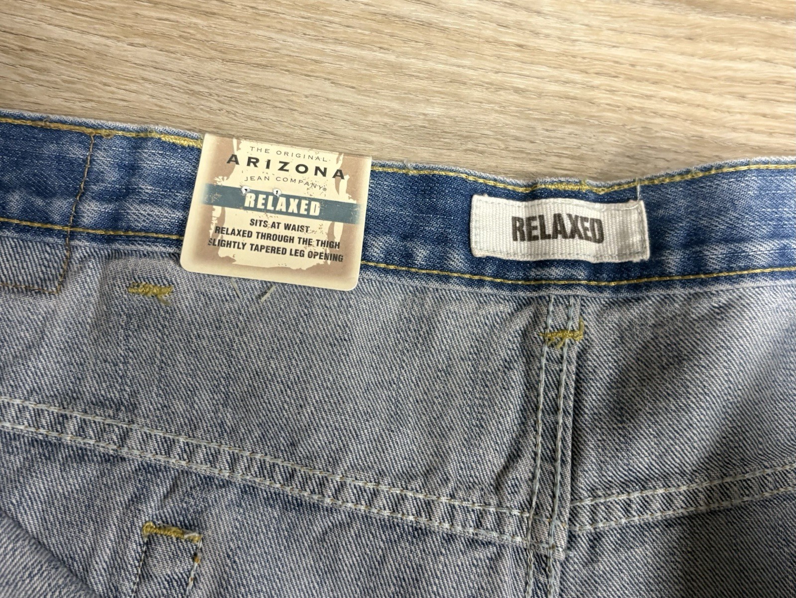 2-Arizona Jean Co Mens Relaxed Fit Light Stone Denim Blue Jeans Size 48×30 – NEW