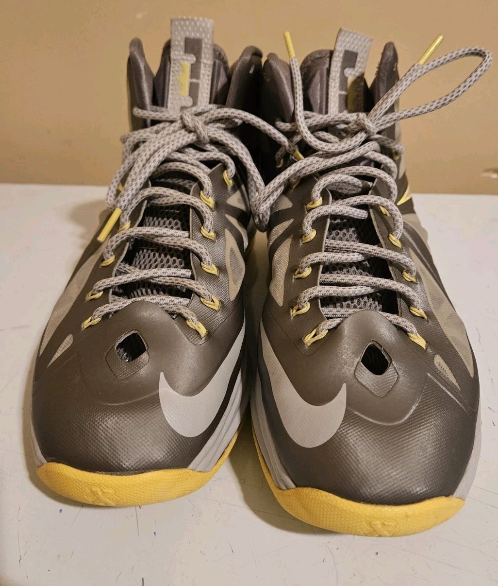 Nike LeBron X 10 Canary Yellow Diamond Lebron James 541100-007 Size 11