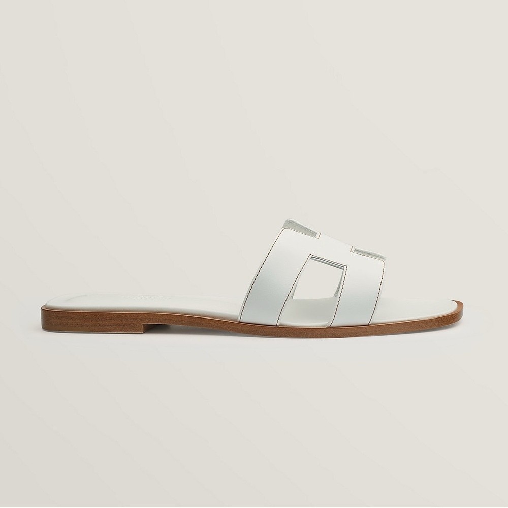 Hermes Oran Sandals in White/Blanc color, size 41.5, with original box