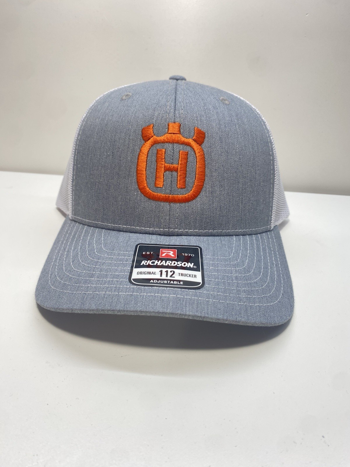 🔥Husqvarna Logo Men’s Hat Richardson 112 Gray With White Mesh. Orange Logo.