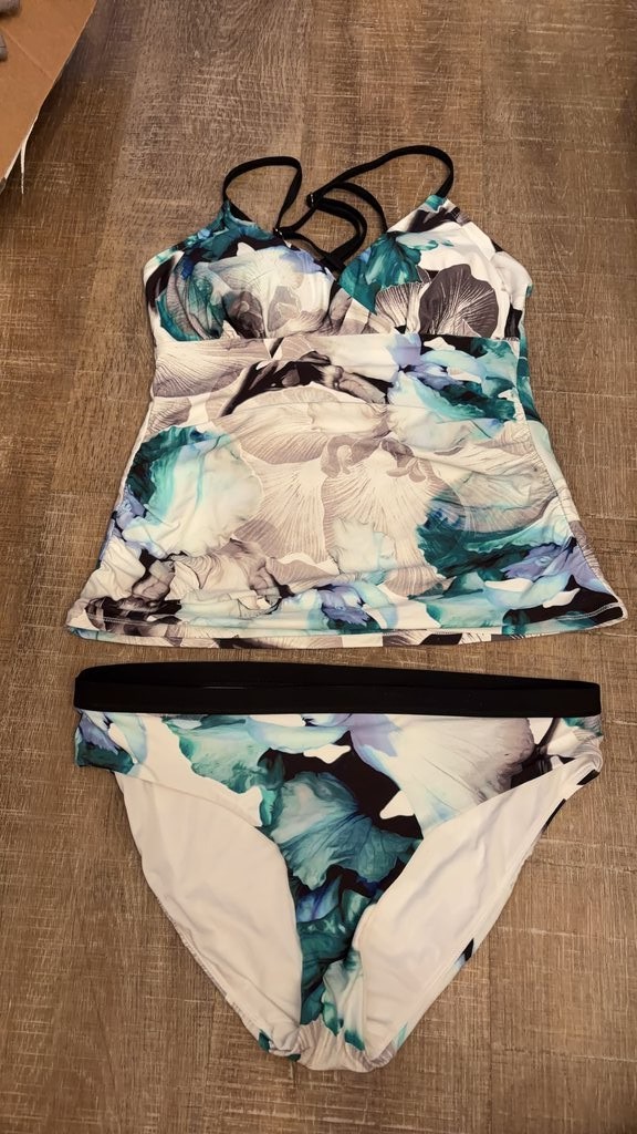 Calia by Carrie Underwood Floral Print Swimsuit Set