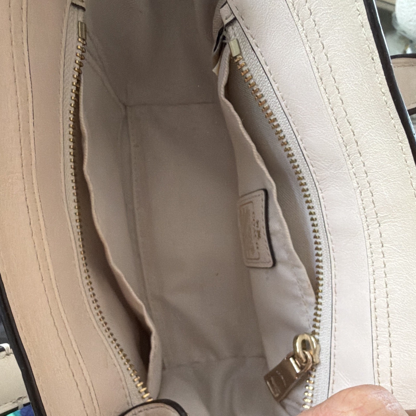 Coach Swagger 27 Carryall 36235 Chalk Pebbled Leather Satchel Crossbody w/Strap