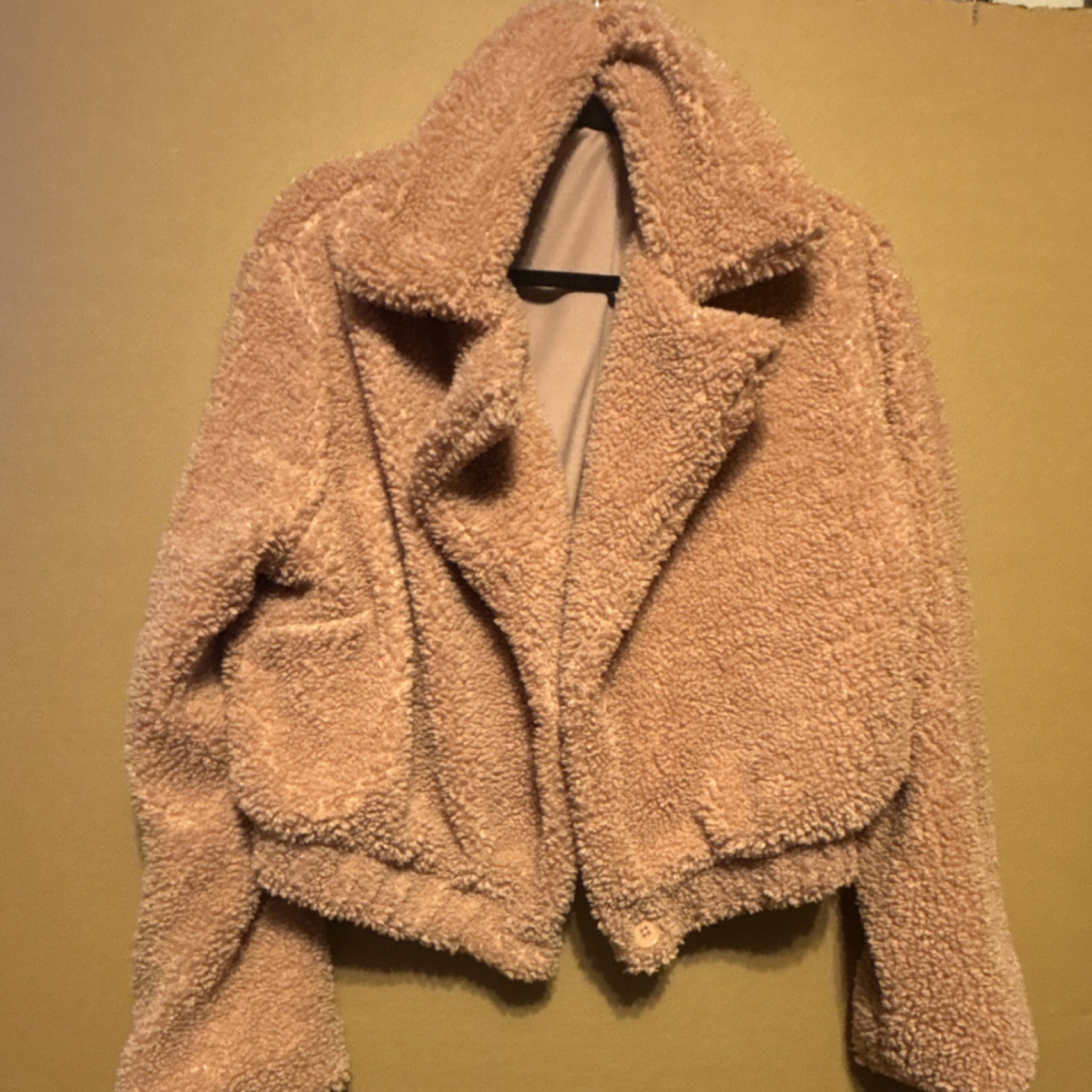 Faux Lux Women’s Beige Button Short Jacket Collared Textured Long Sleeve M