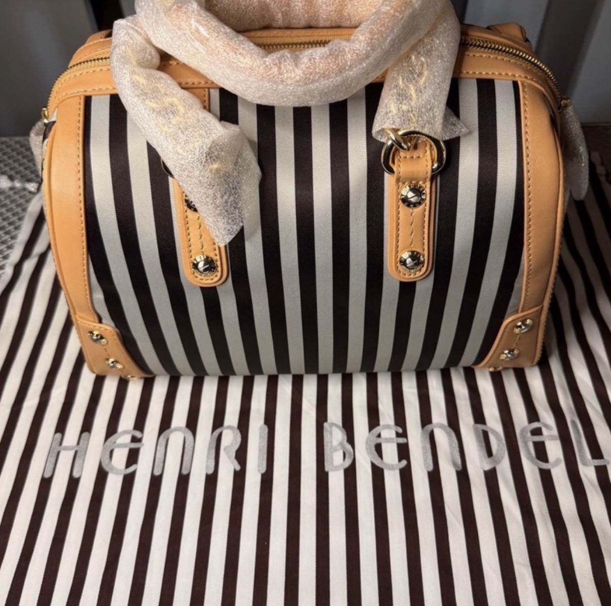 NEW Henri Bendel Signature Stripe Barrel Bag B&W Stripe Tan Leather with Dustbag