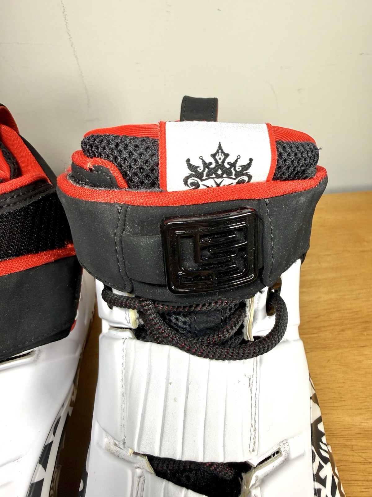 Size 13 – Nike Zoom LeBron 4 2023 Graffiti