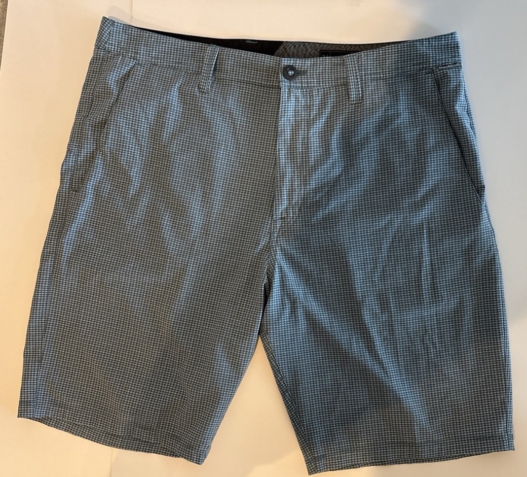 Volcom Shorts Mens 36 Blue Houndstooth Stretch 10″ Inseam Flat Front Casual Go