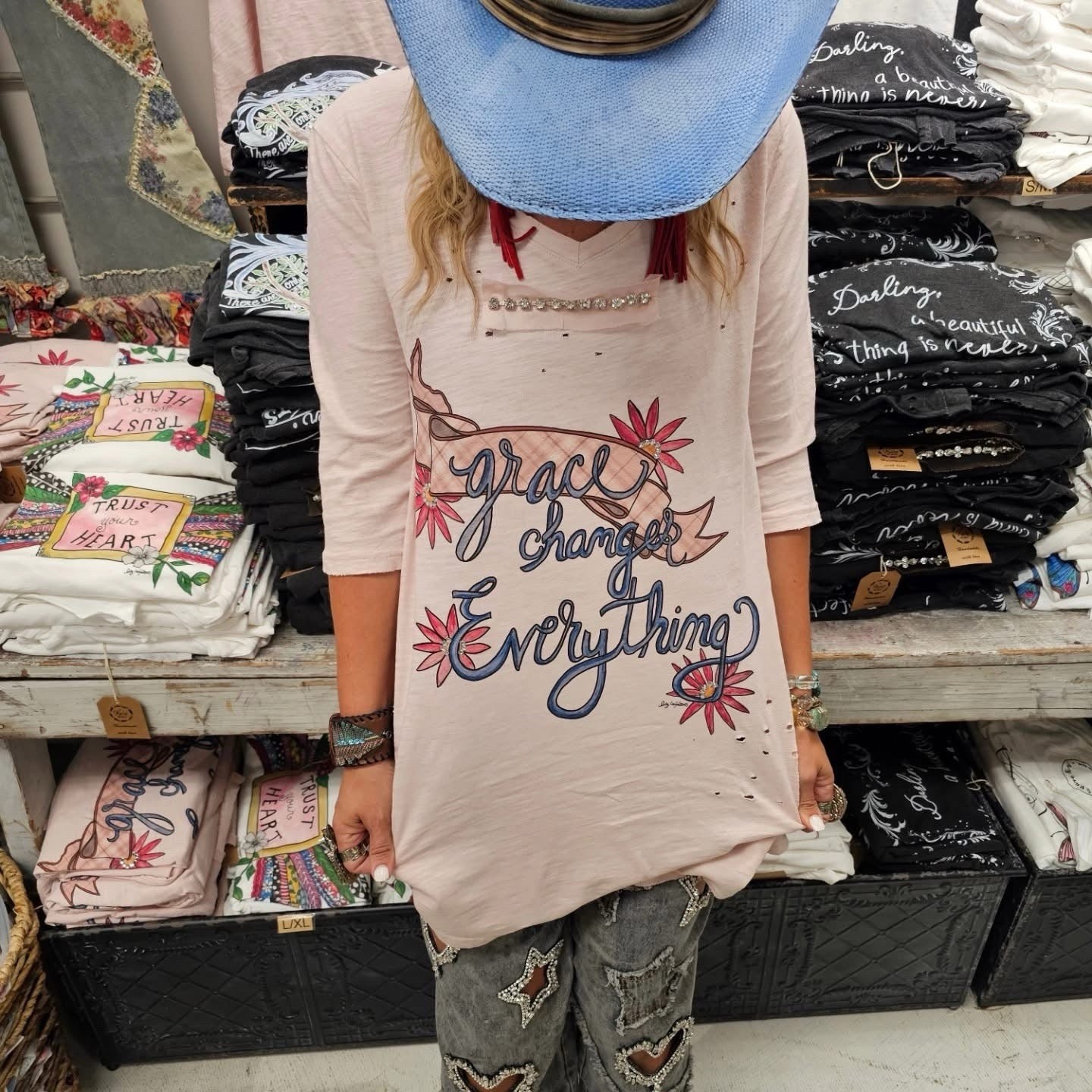 NWT – A Rare Bird Grace Changes Everything Tattered Tee – L/XL