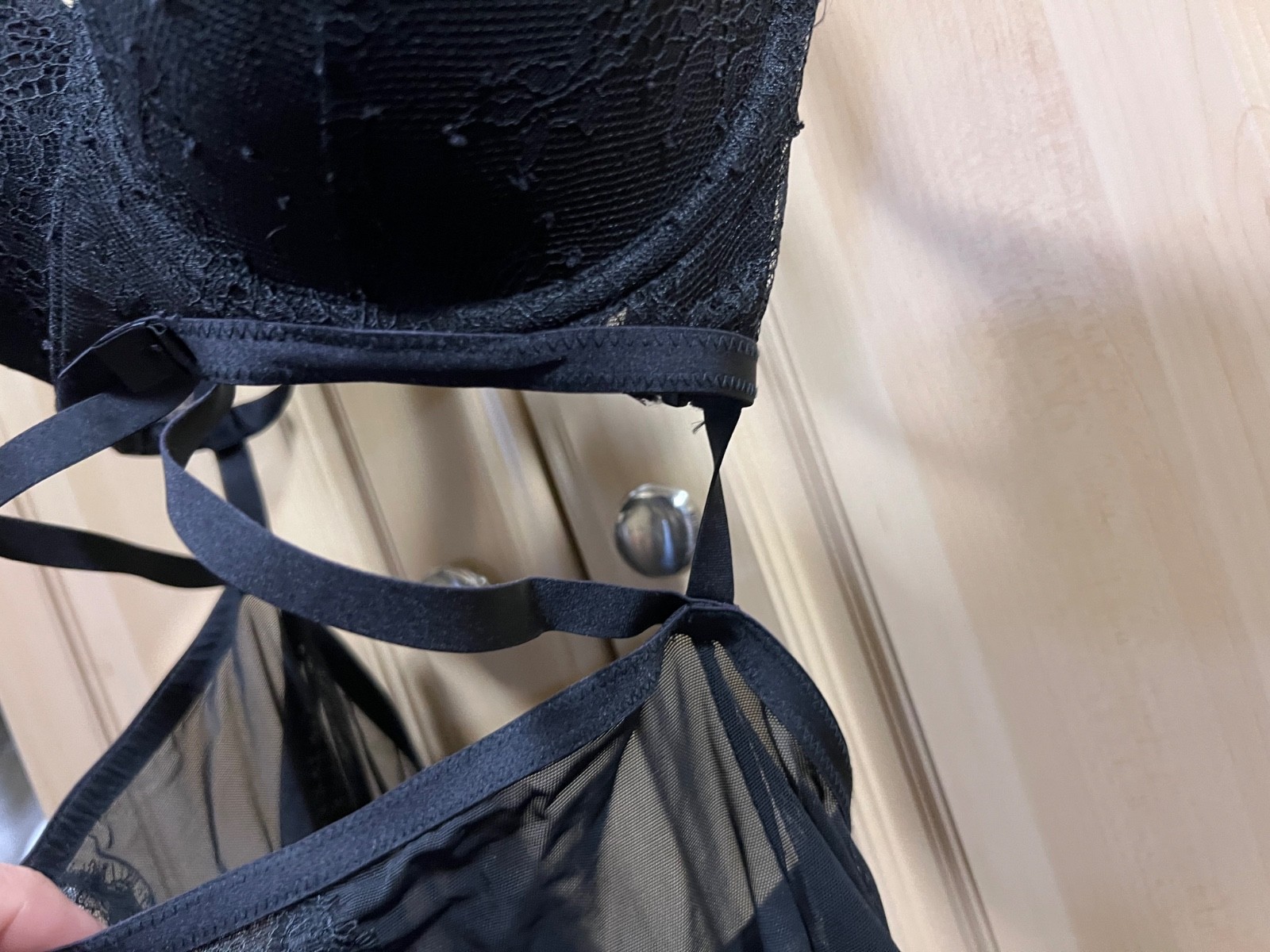 Black Lace Chemise with Garter Straps. Molded Cups Sz L zip closure