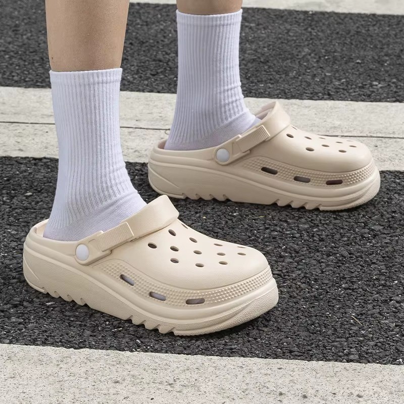 Crocs Classic Clog Unisex Slip On Women Shoe Ultra Light Water-Friendly Sandals