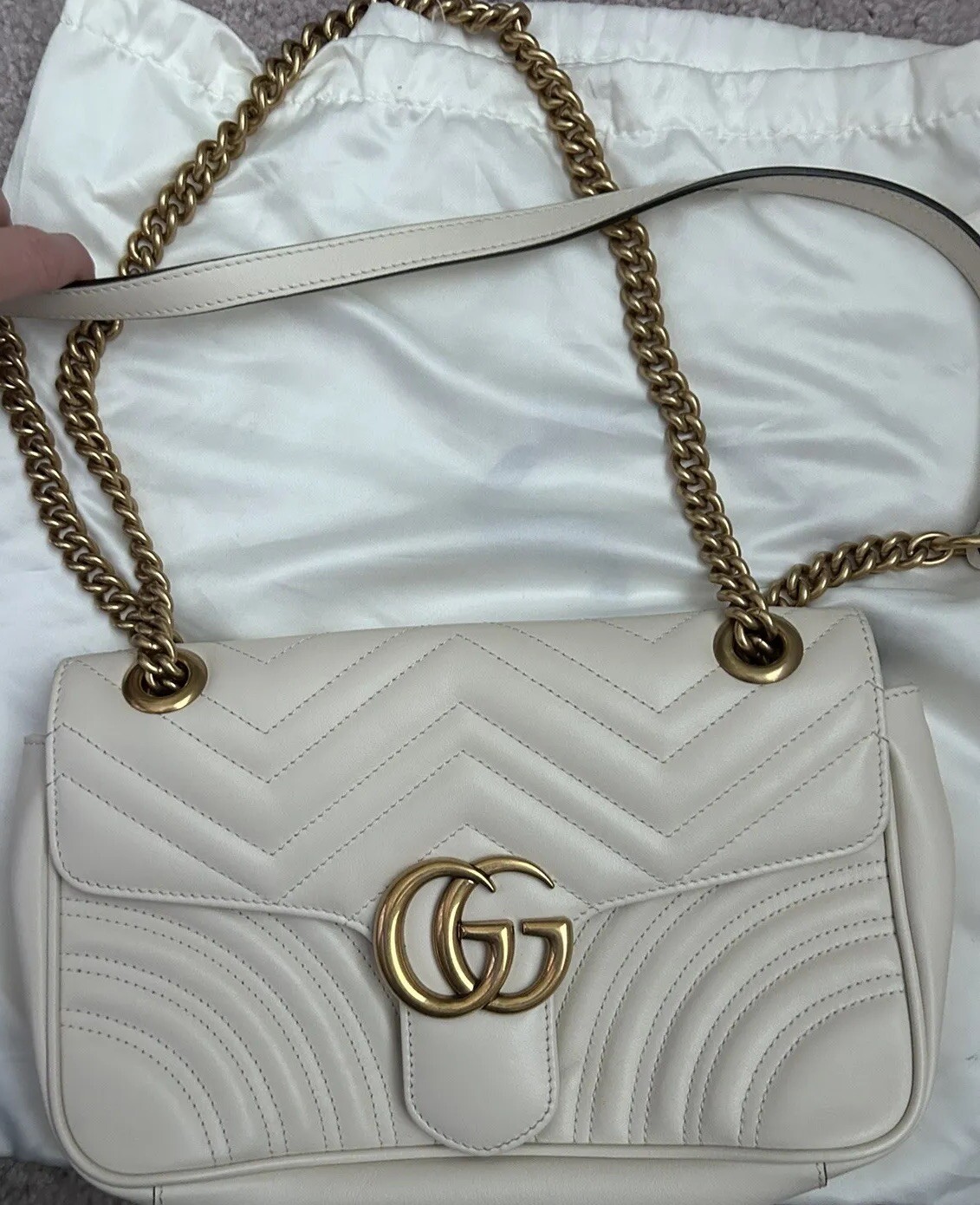 Authentic Gucci GG Marmont Small Shoulder Bag White Matelassé Leather worn twice