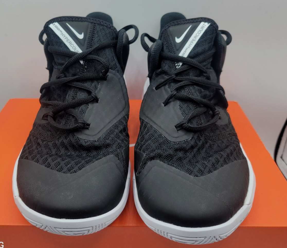 NIKE ZOOM HYPERSPEED COURT VOLLEYBALL MEN 6.5 WOMEN 8 BLACK WHITE C12964 010