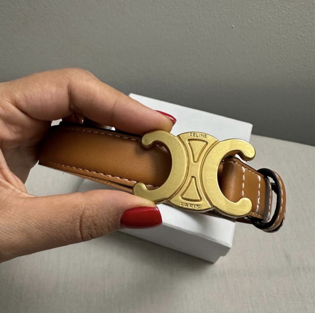 Celine Women’s Triomphe Golden Calfskin Belt S/M Size 95Brown New