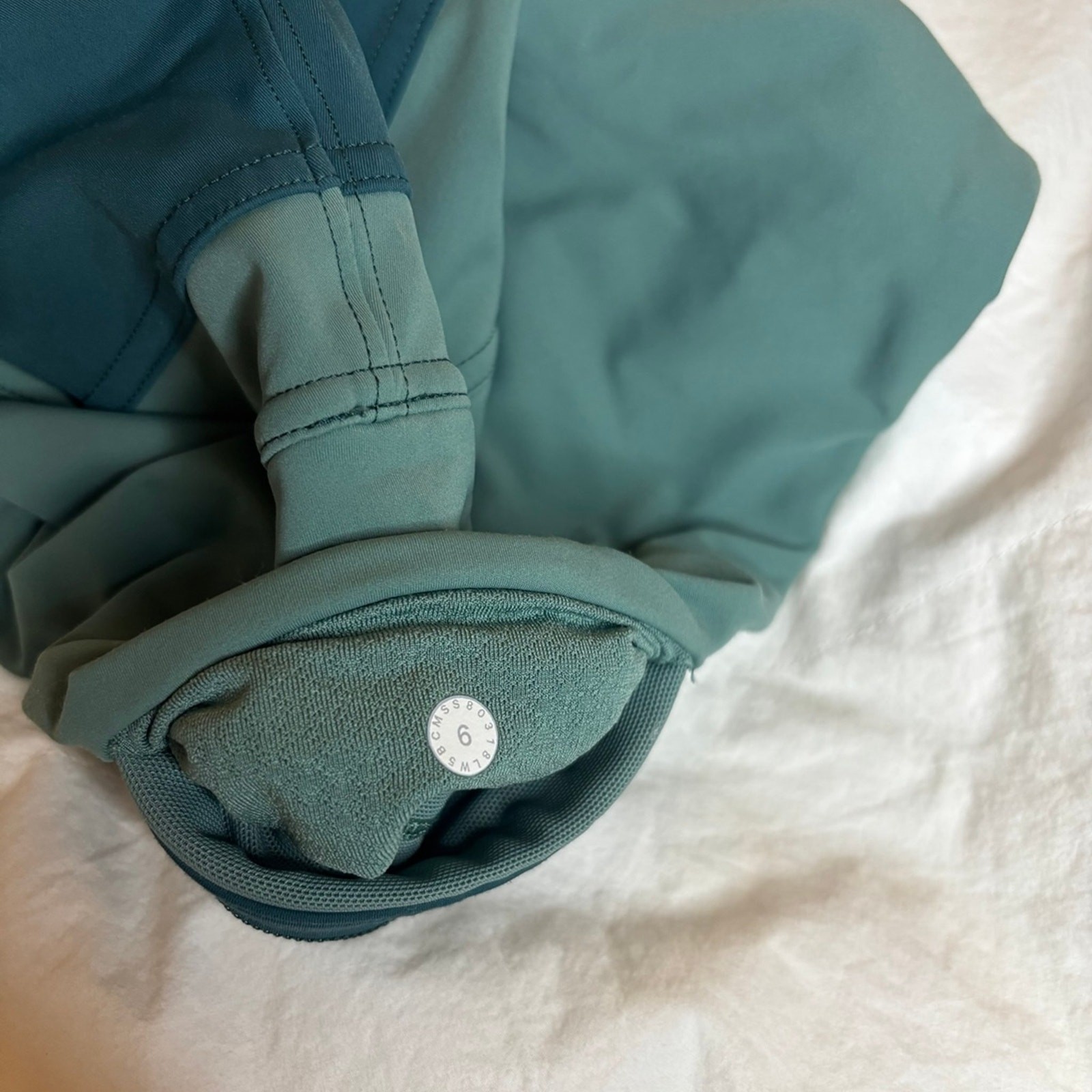 Lululemon Wake & Train Tight *28″ Green Jasper / Frosted Pine Size 6 Nulux