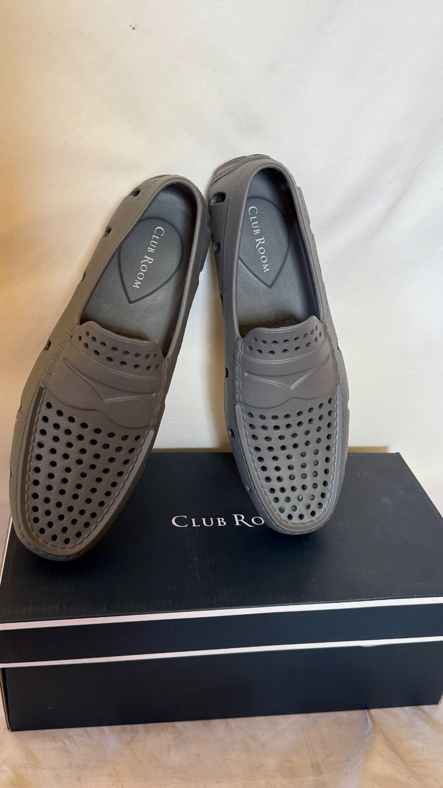 Club Room Men’s Lightweight Atlas Perforated Driver Loafer Shoes Grey Size 9 US
