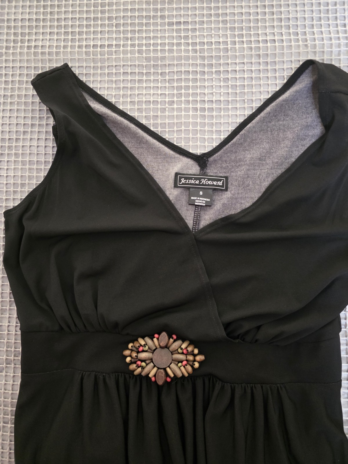 Jessica Howard Women Black Maxi Dress V-neckline cinched empire waist Small
