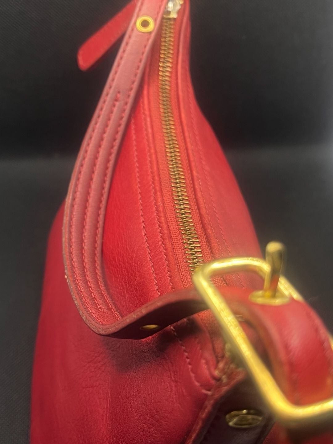 Vintage Coach Red Glovetanned Leather West Small Hobo Bag 9844