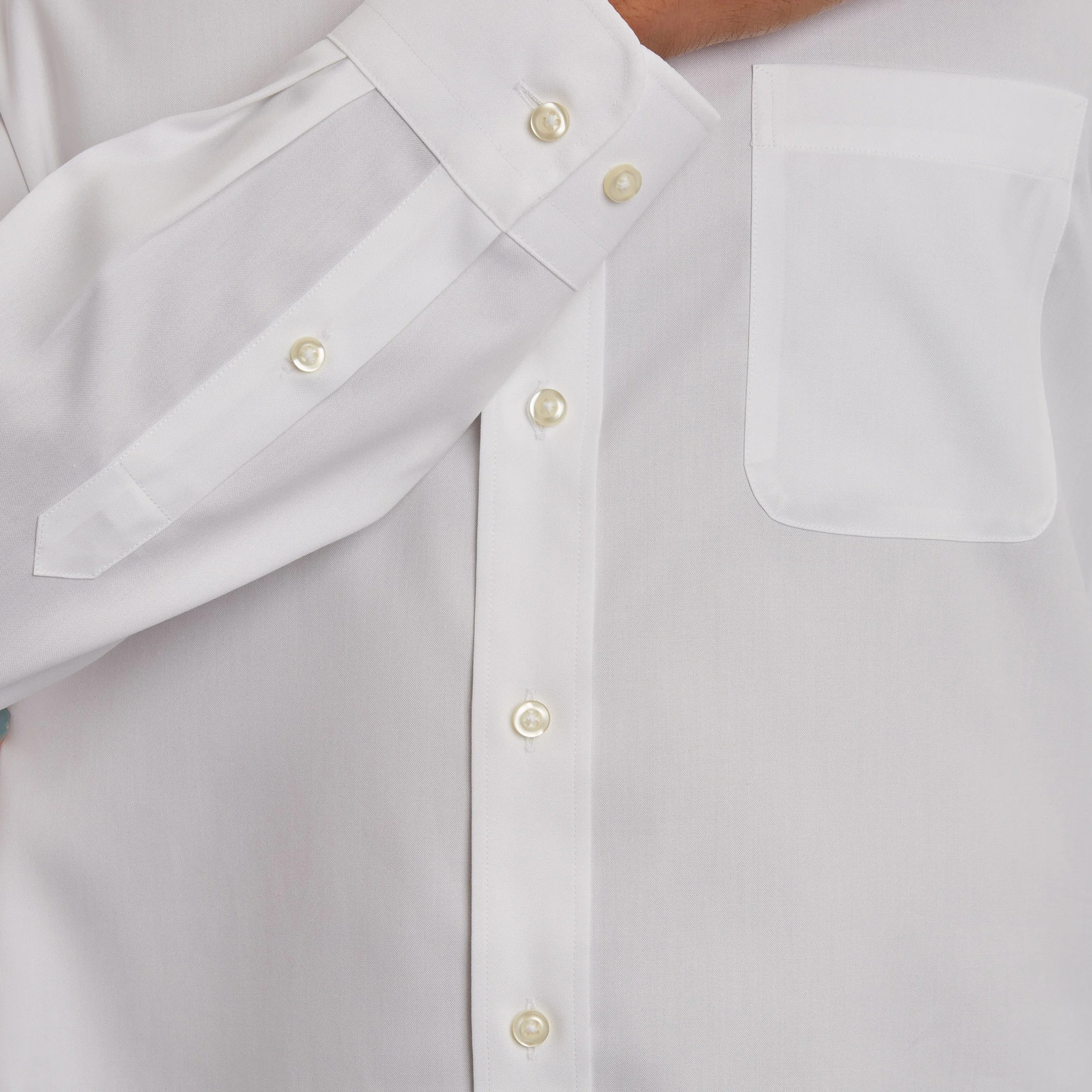 Kirkland Signature Men’s Traditional Fit Dress Shirt – Exact Sleeve Length