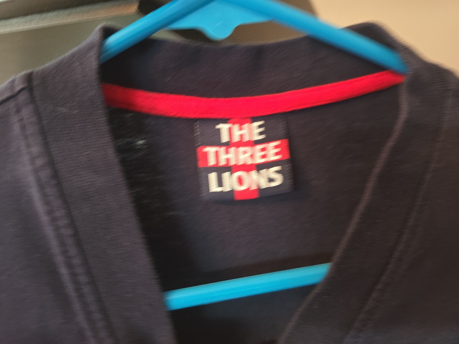 The Three Lions Official England T Shirt Adult L Blue In Excellent Shape