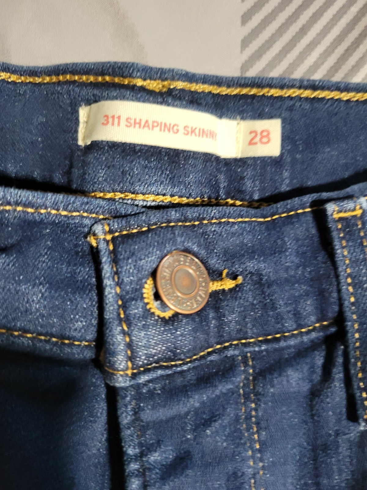 Levi’s 311 Shaping Skinny Jeans Women’s 28×30 Dark Blue Hyper Soft Stretch