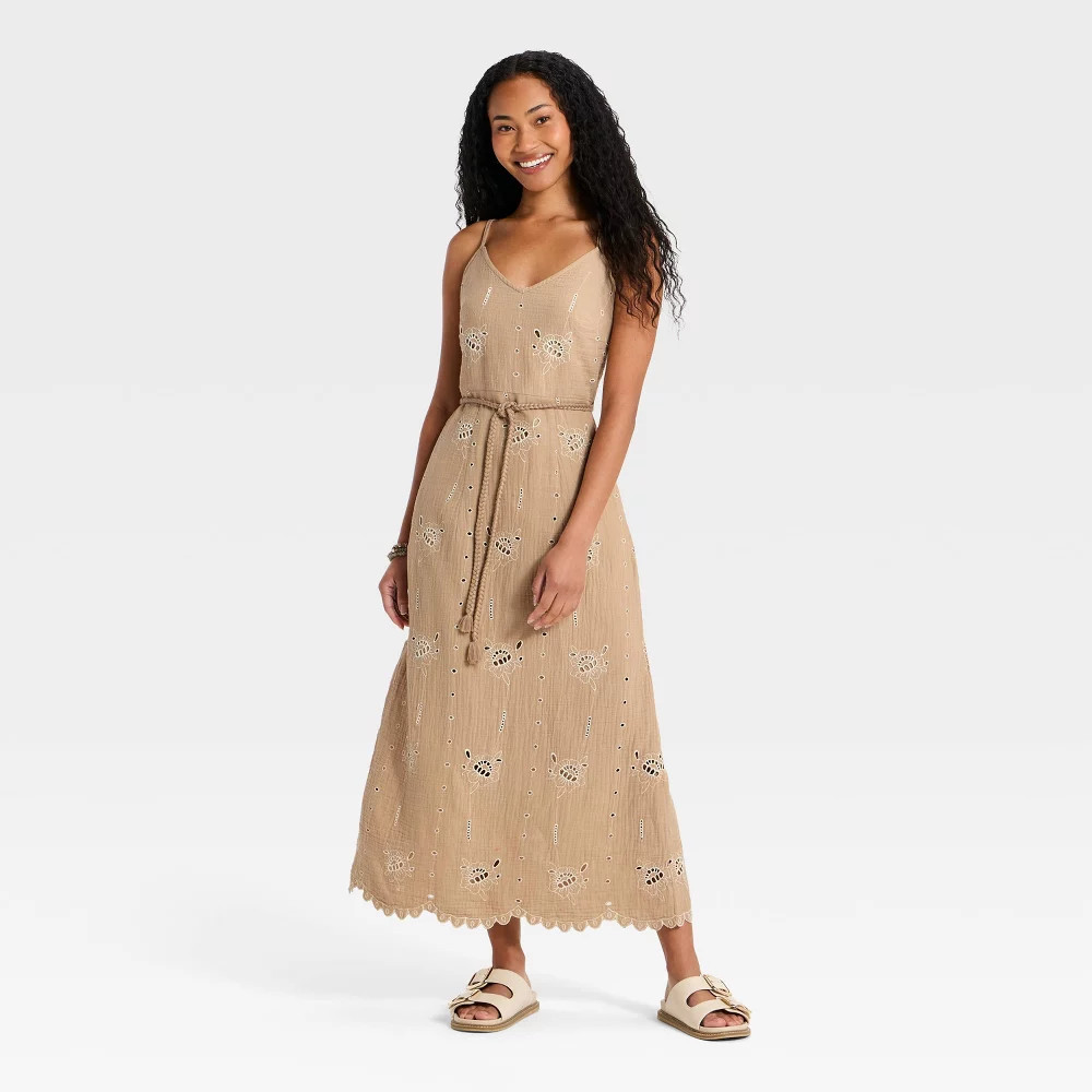 Women Crafted Midi Sundress – Universal