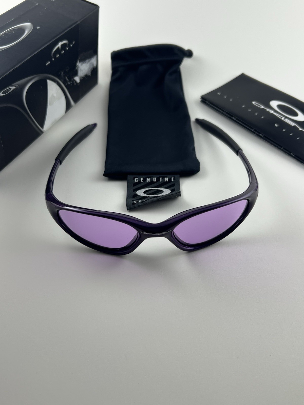 Oakley Minute 1.0 Violet Purple Frame Violet Lens+Box 04-090 Silver Icons XX NEW