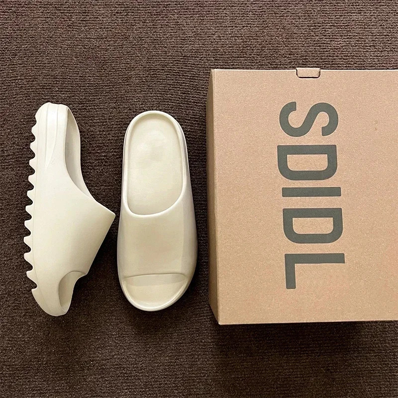 2026 Hot sales Coconut Slippers Cloud Thick-soled Sandals Summer Fashion Soft