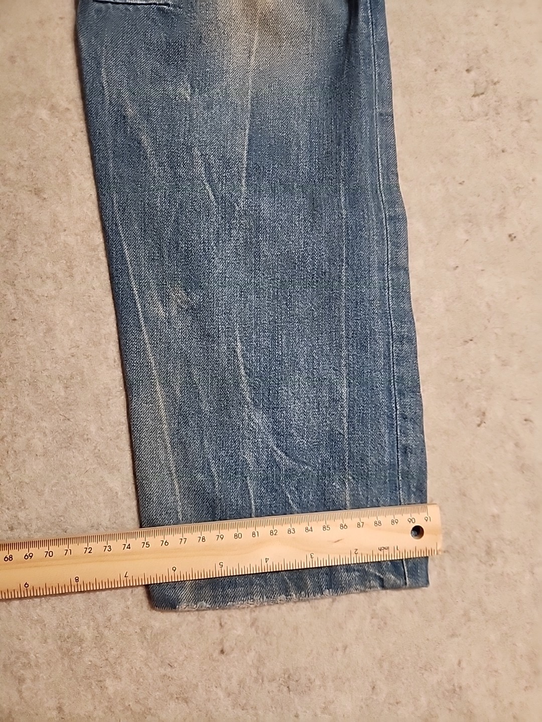 Diesel Eazee Relaxed Boyfriend Denim Jeans 30×25 whiskered Distress staining EUC
