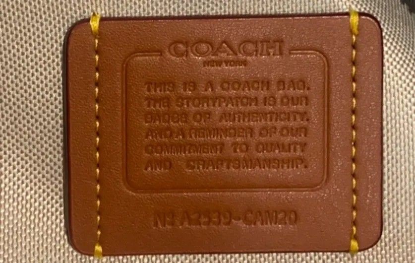 COACH Couch CAM20 Pocket Juliet Bag 30 Shoulder Bag Honey Brown