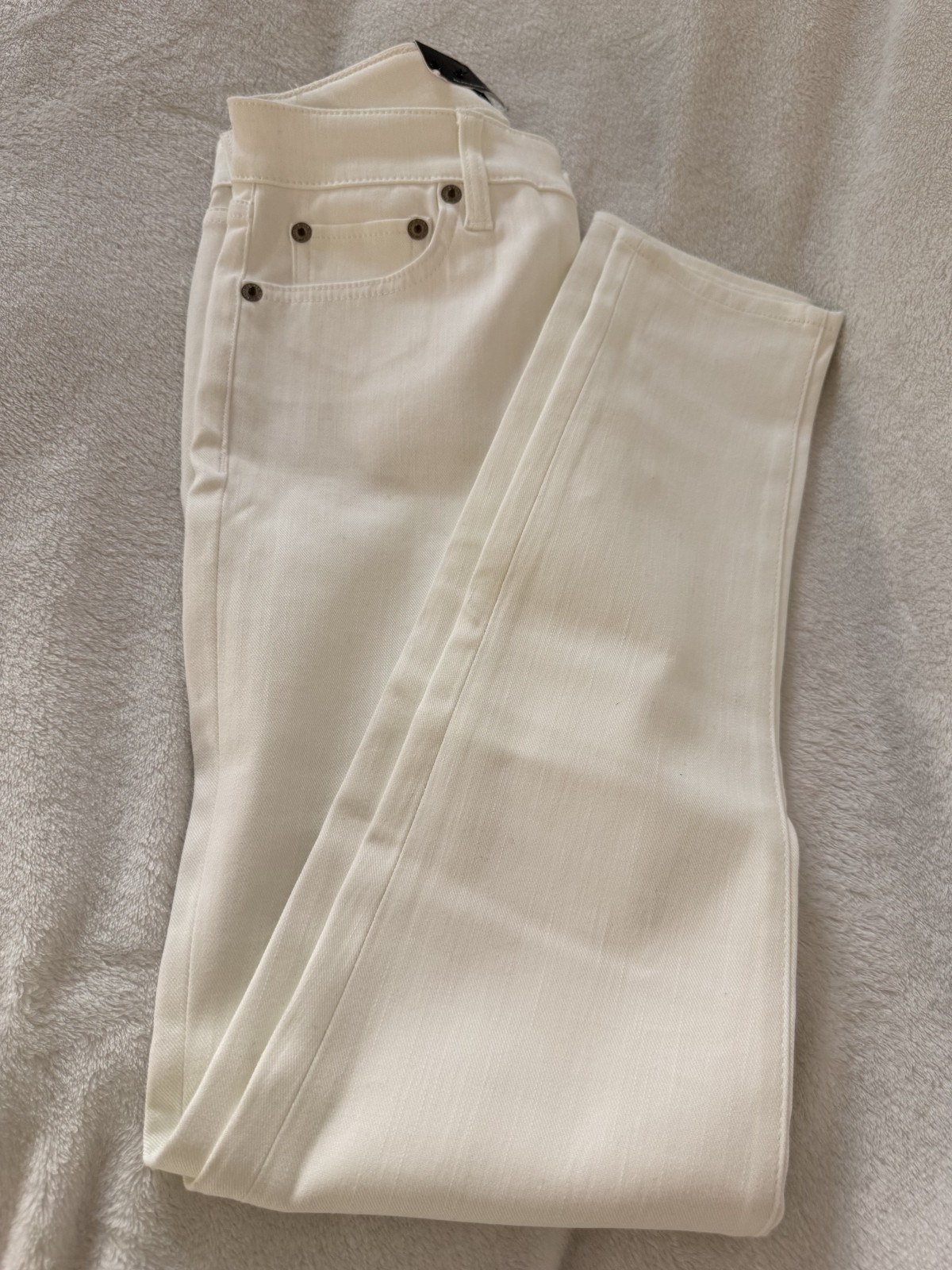 NWT – Ralph Lauren Women’s Skinny White Jeans Size 25