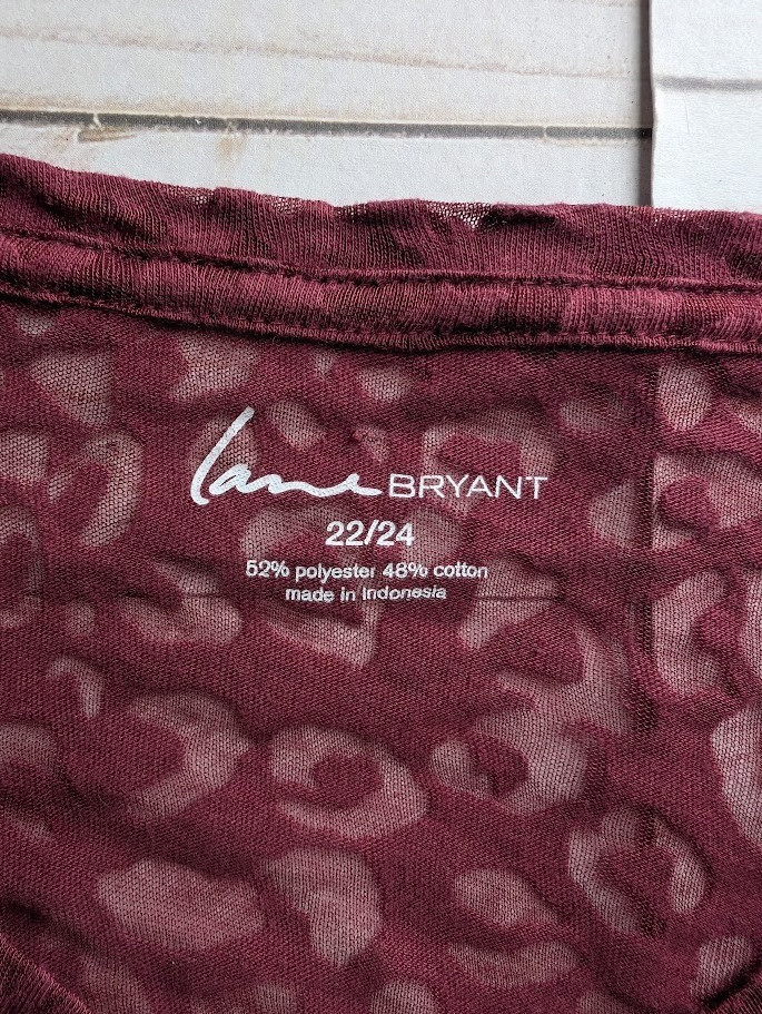 Lane Bryant Size 22/24 Red Cheetah Print V Neck Long Sleeve Womens Top